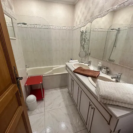 Prive Avec Sdb Privative Quarto em Acomodações Particulares Le Cannet